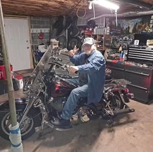 Meet your Posher, Kenneth